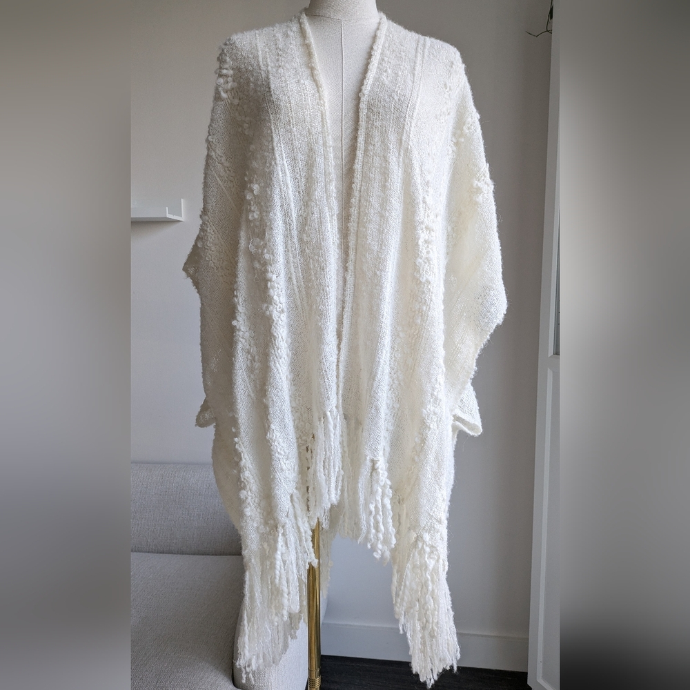 TRECAPA Shawl Ivory